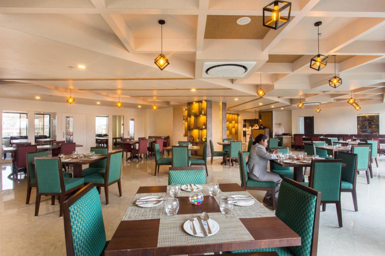 Hotel Siddhartha, Nepalgunj Exterior foto
